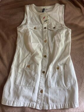 H&M White Sleeveless Denim Shift with Gold Buttons